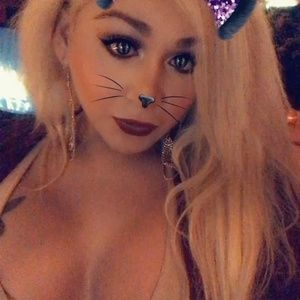 Meet your Posher, Tiffany